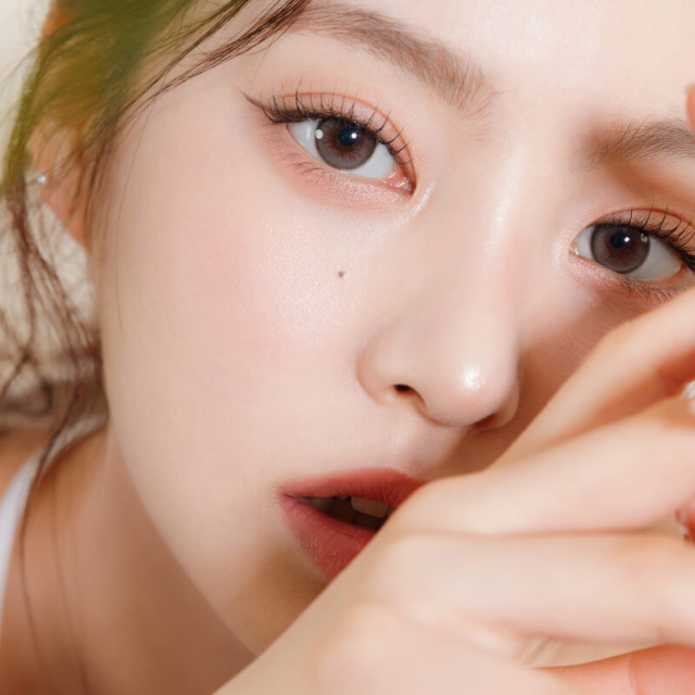 CHUU チューレンズ】デイジーシャワー ピュアグレー(使用期間1ヶ月)